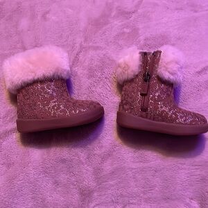Brand New infant uggs
